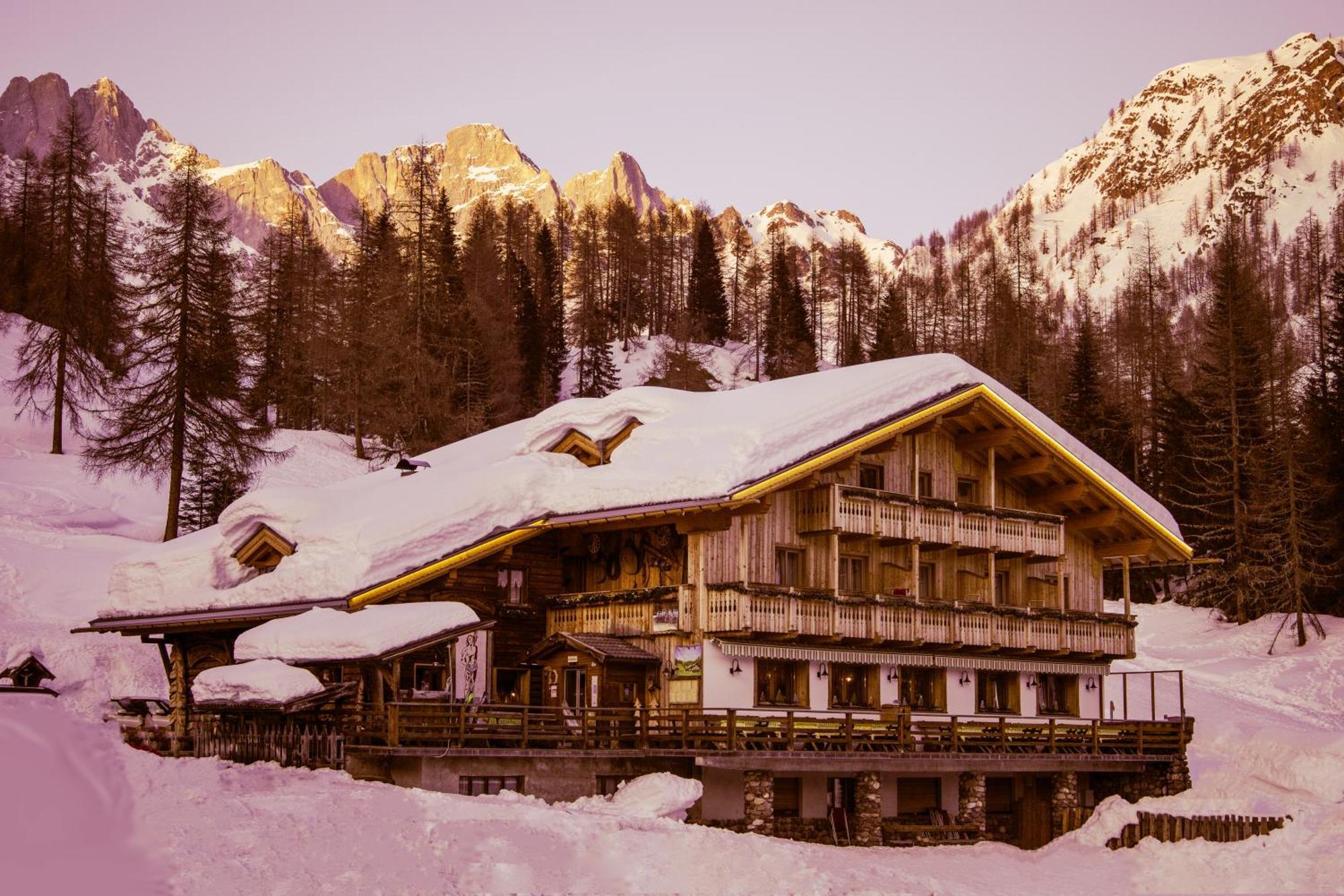 Hotel Rifugio Flora Alpina Passo San Pellegrino Esterno foto
